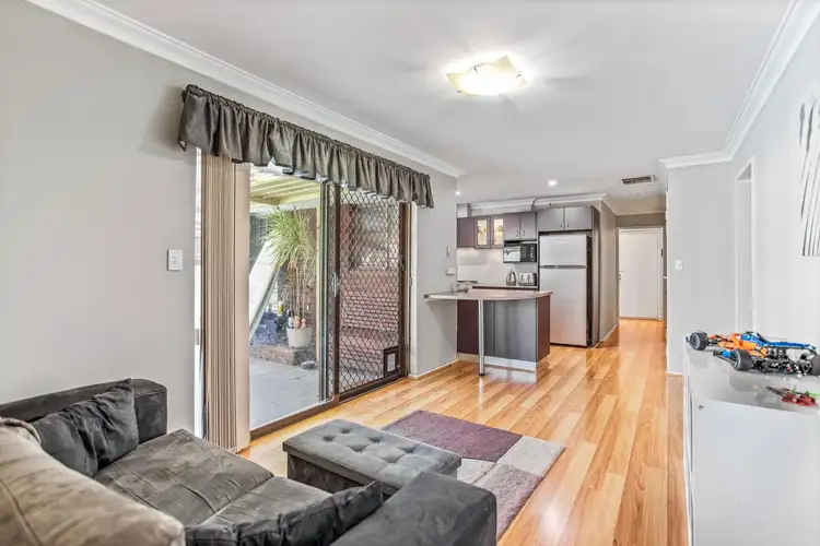 Seventh view of Homely house listing, 4 Helpman Court, Huntingdale WA 6110