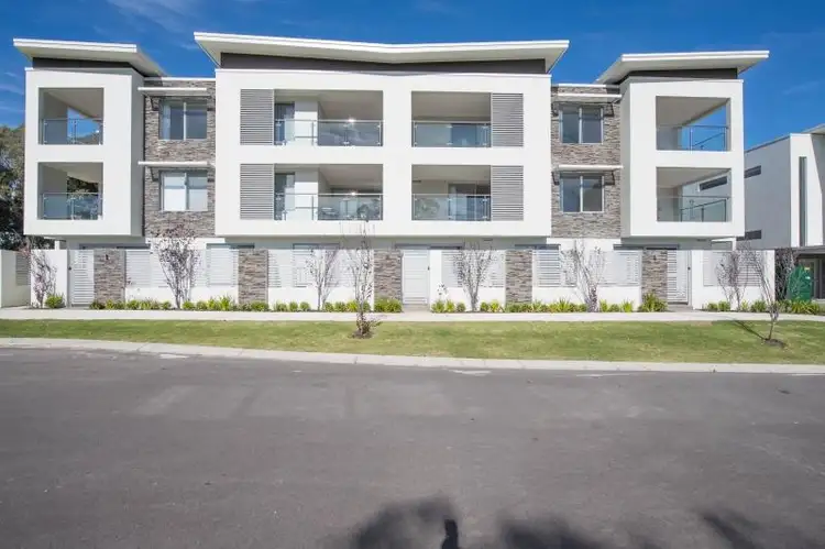 Main view of Homely apartment listing, 15/26 Westralia Gardens, Rockingham WA 6168