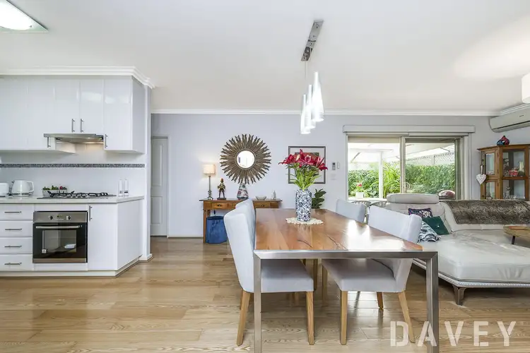 9/58 Edgefield Way