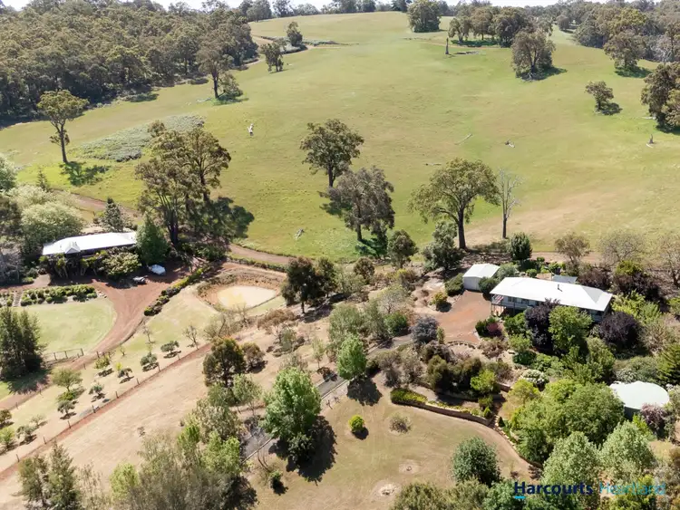 Fourth view of Homely house listing, 1 Chevis Court, Kangaroo Gully WA 6255
