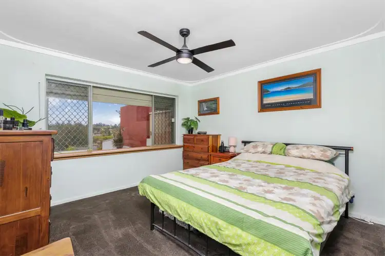 Third view of Homely house listing, 15 Dowling Place, Orelia WA 6167