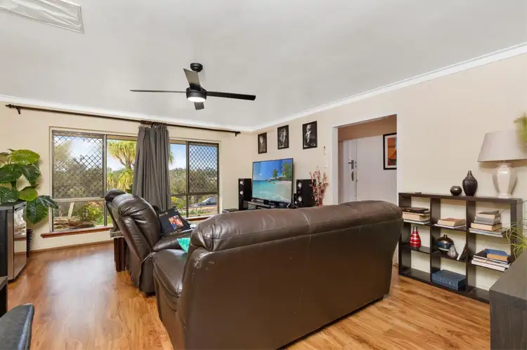 Seventh view of Homely house listing, 15 Dowling Place, Orelia WA 6167