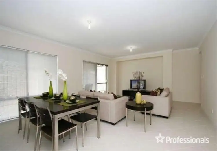 Third view of Homely house listing, 32 Aquaviva Circle, Viveash WA 6056