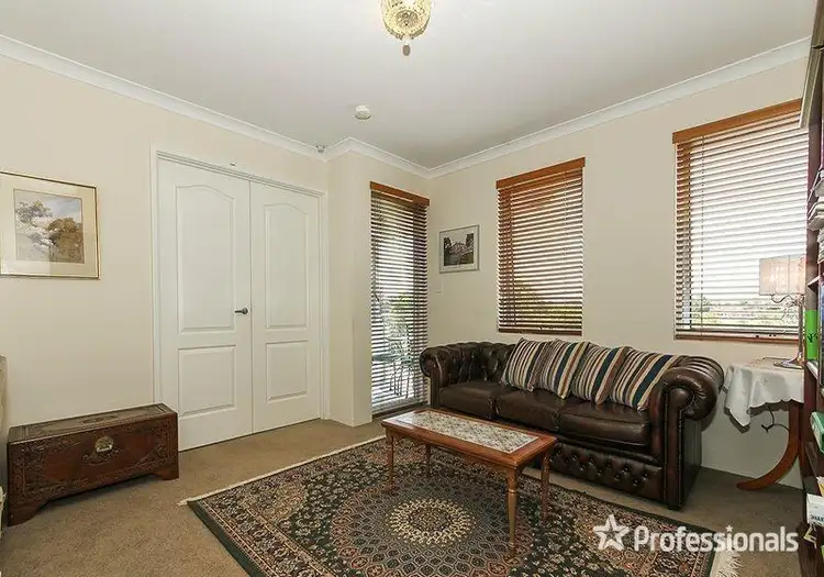 Seventh view of Homely house listing, 32 Aquaviva Circle, Viveash WA 6056