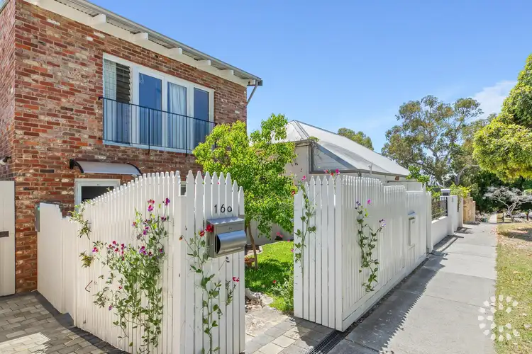16A Knutsford Street, Fremantle WA 6160