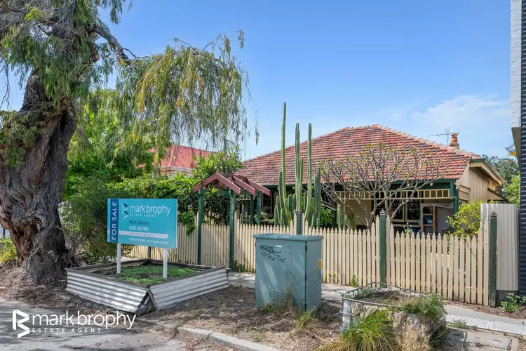 15 King William Street, South Fremantle WA 6162