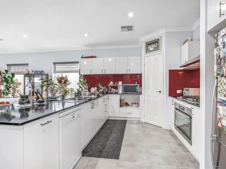 Second view of Homely house listing, 4 Rotsee Place, Champion Lakes WA 6111