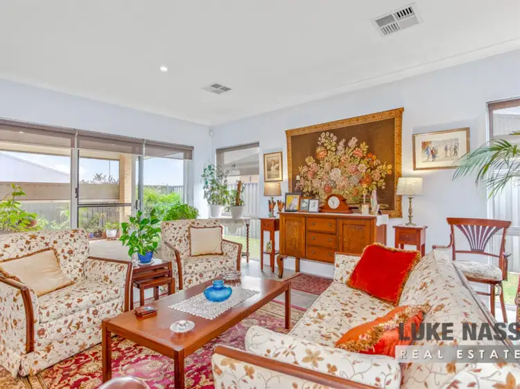Sixth view of Homely house listing, 4 Rotsee Place, Champion Lakes WA 6111