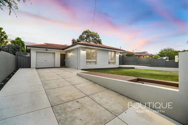 Second view of Homely house listing, 15 Windsor Place, Kallaroo WA 6025