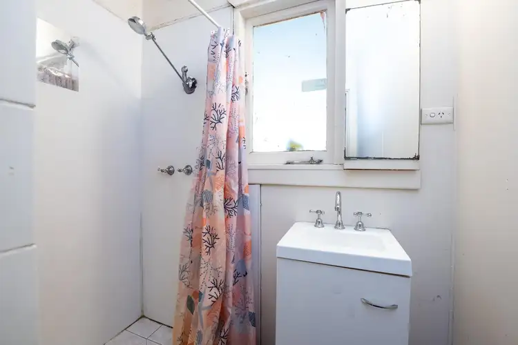 Seventh view of Homely house listing, 5 Boxley Place, Langford WA 6147