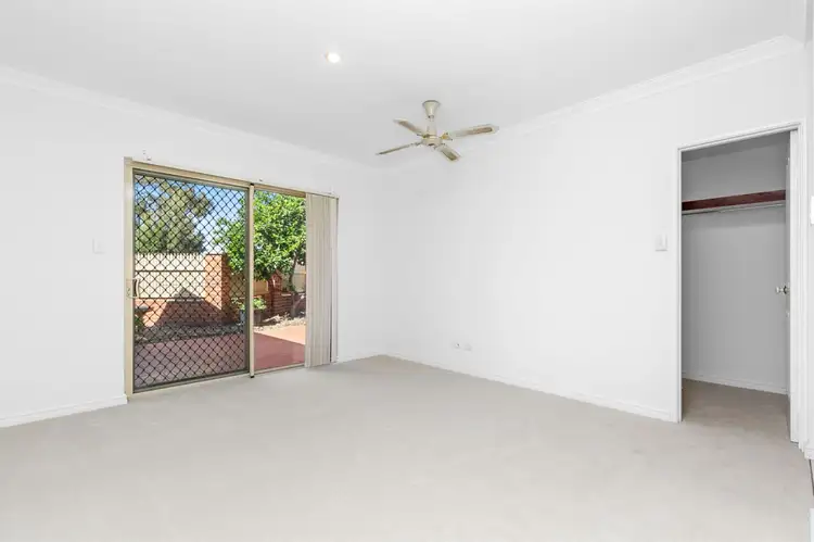 Sixth view of Homely house listing, 4/15 Windfield Road, Melville WA 6156