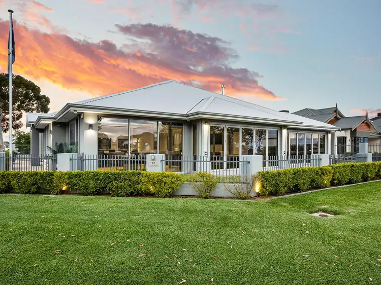 77 Aurora Drive, Atwell WA 6164
