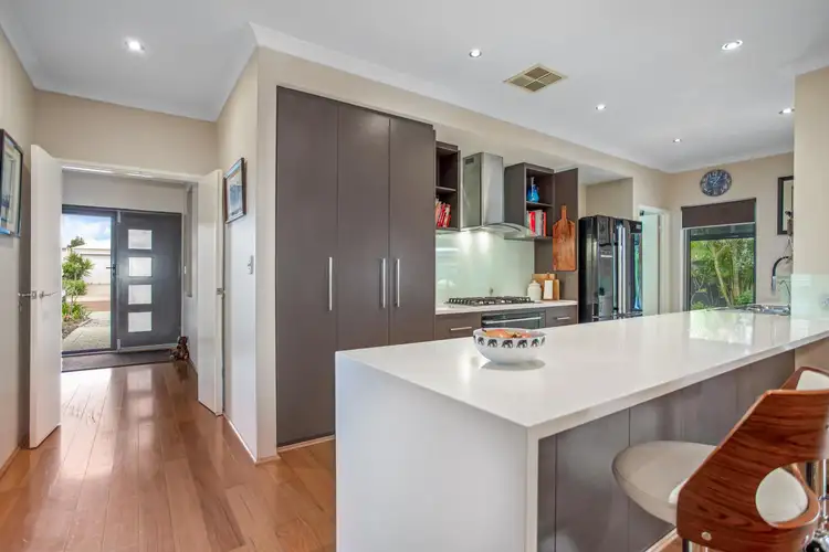 Sixth view of Homely house listing, 10 Chiara Avenue, Harrisdale WA 6112