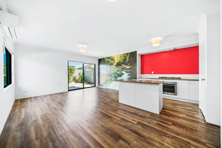 3 Portsmouth Way, Harrisdale WA 6112