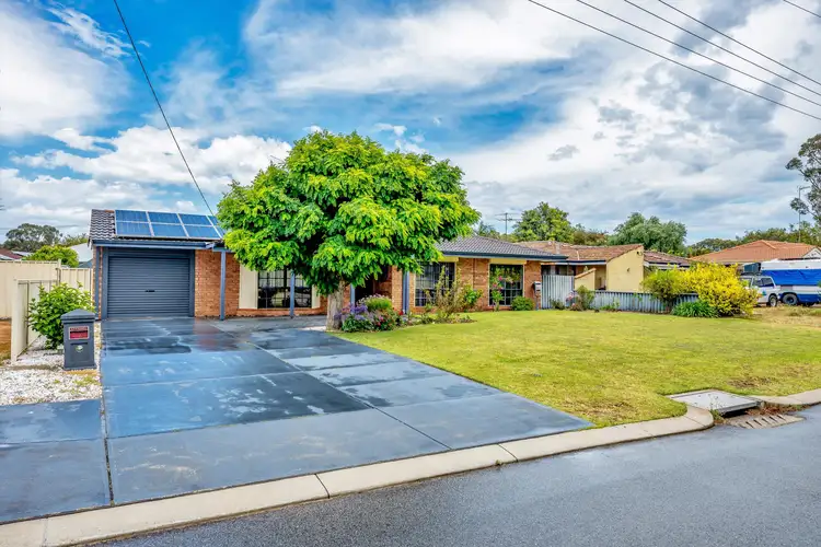 46 Mississippi Drive, Greenfields WA 6210