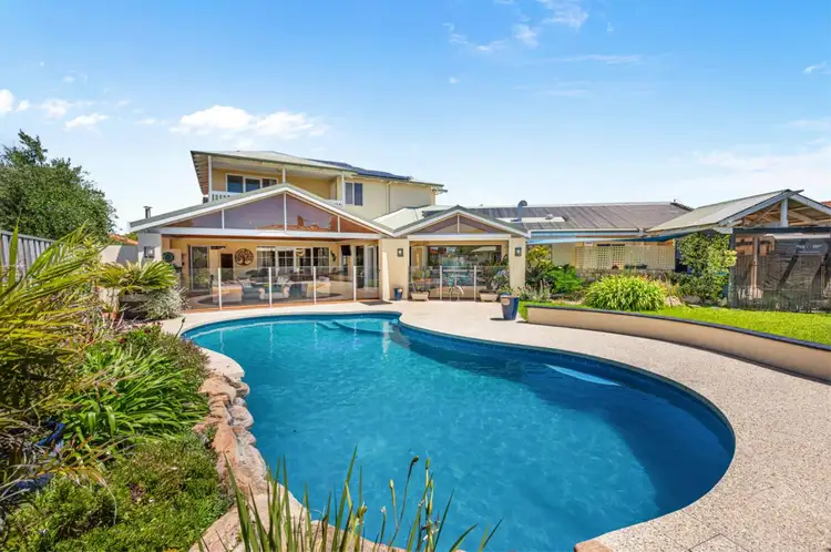 21 Millstream Rise, Hillarys WA 6025