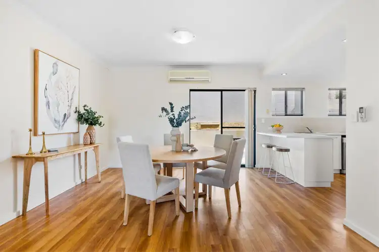 290A Huntriss Road, Doubleview WA 6018