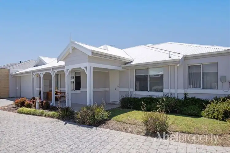 2/5 Melita Drive, Helena Valley WA 6056