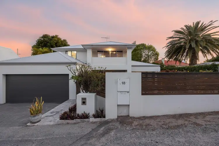 18 Kennedia  Lane