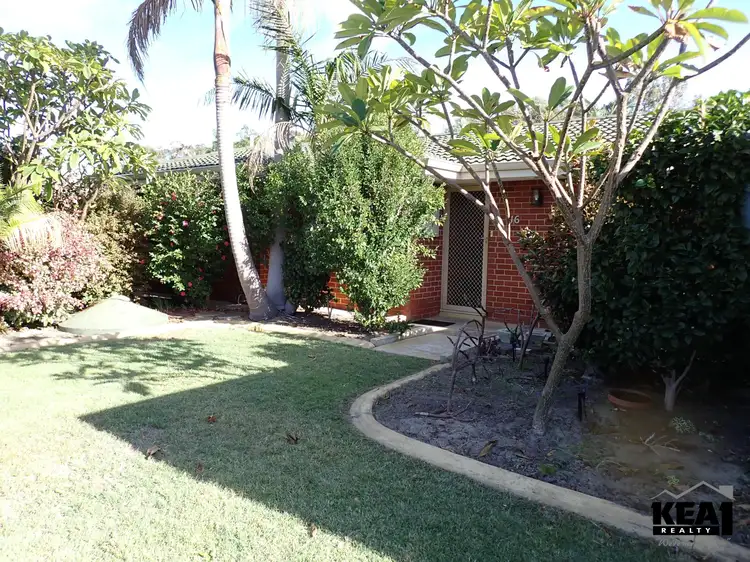 16 Tarata Way
