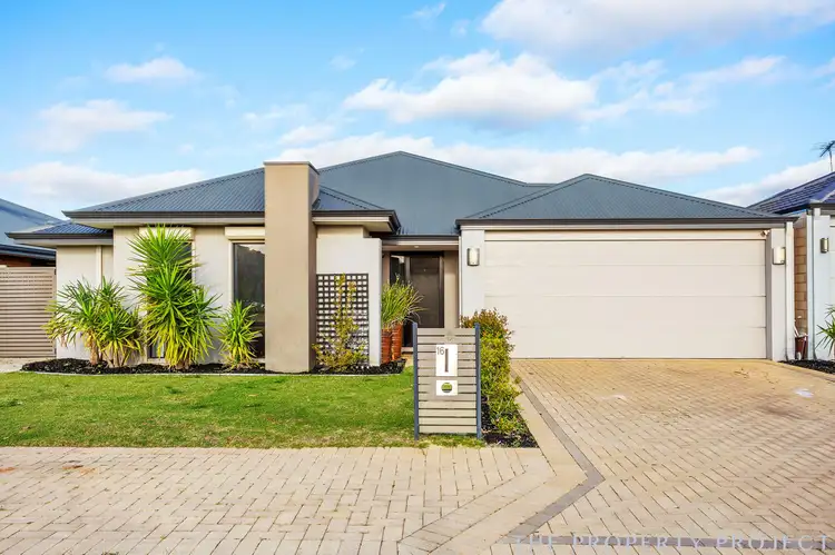 16 Aubun Garden, Caversham WA 6055