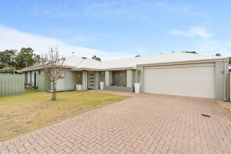 15 Kunzea Close, Maida Vale WA 6057