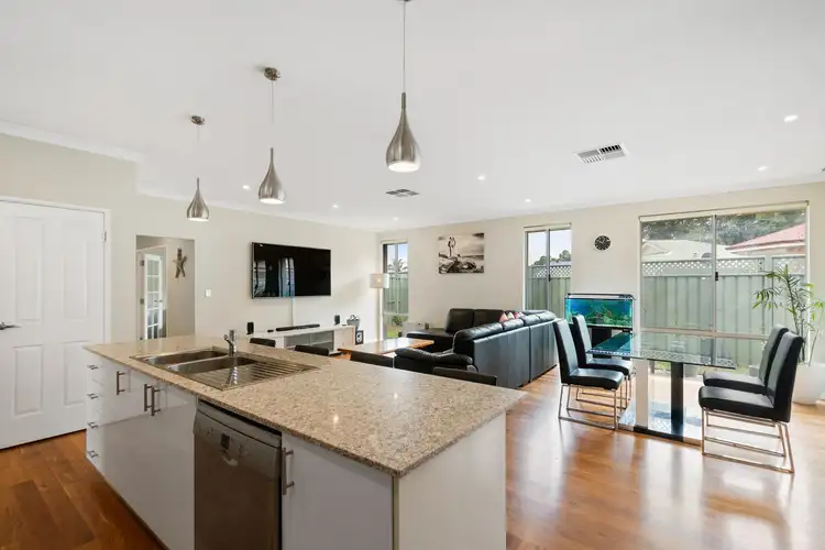 Fifth view of Homely house listing, 15 Kunzea Close, Maida Vale WA 6057