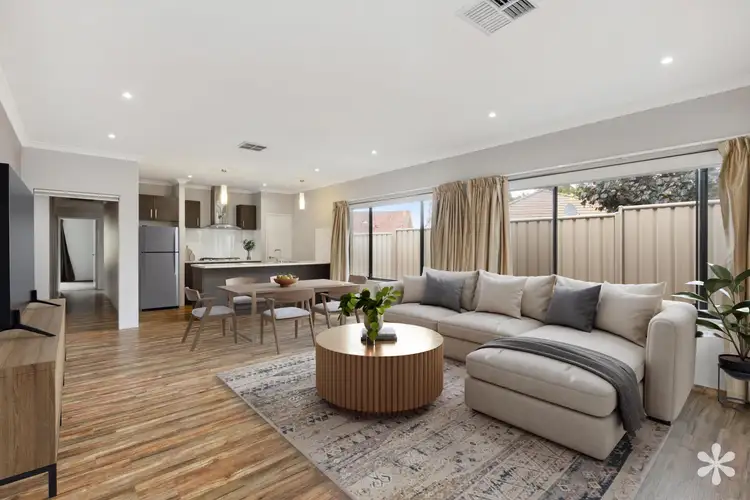 4/12 Gotha Way, Forrestfield WA 6058