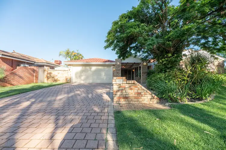 7 Akania Way, Canning Vale WA 6155