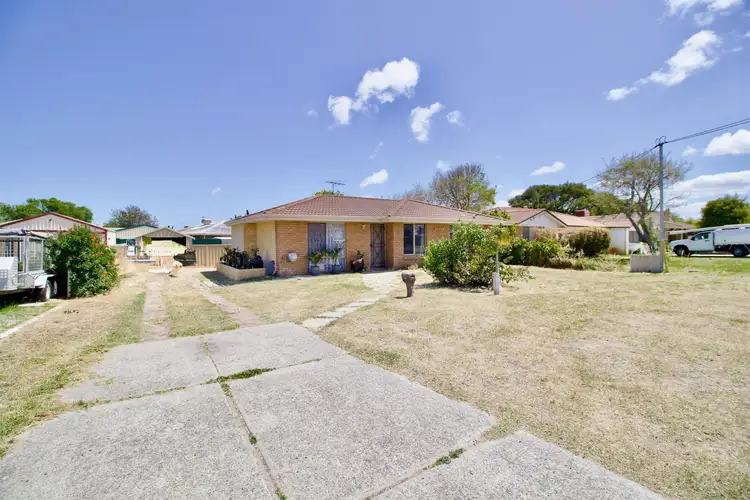 9 Jubilee Drive, Waikiki WA 6169