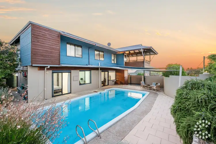 17 Long Street, Beaconsfield WA 6162