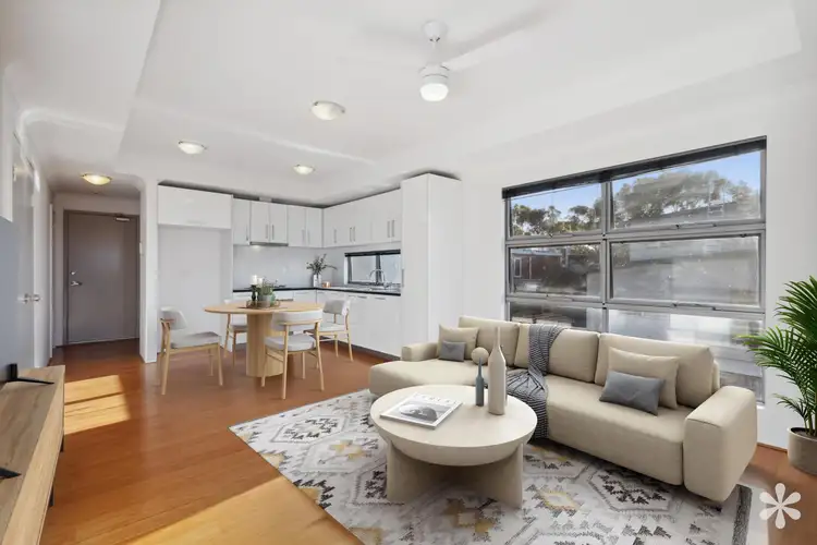 8/62A Wheeler Road, Hamilton Hill WA 6163
