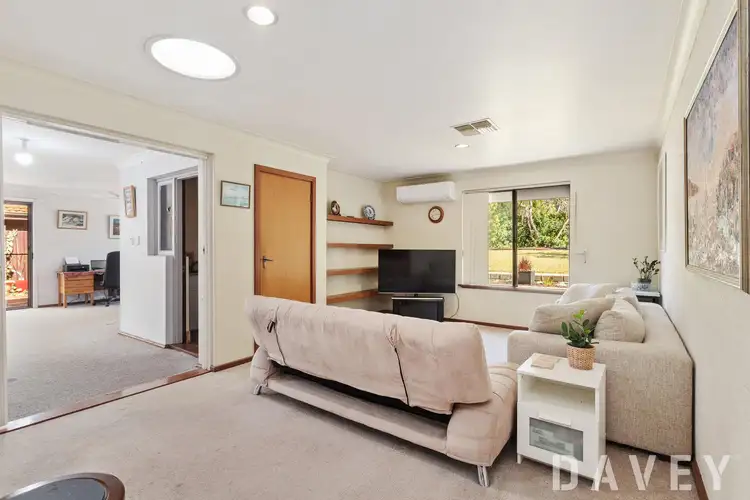 Fifth view of Homely house listing, 10 Colac Way, Duncraig WA 6023