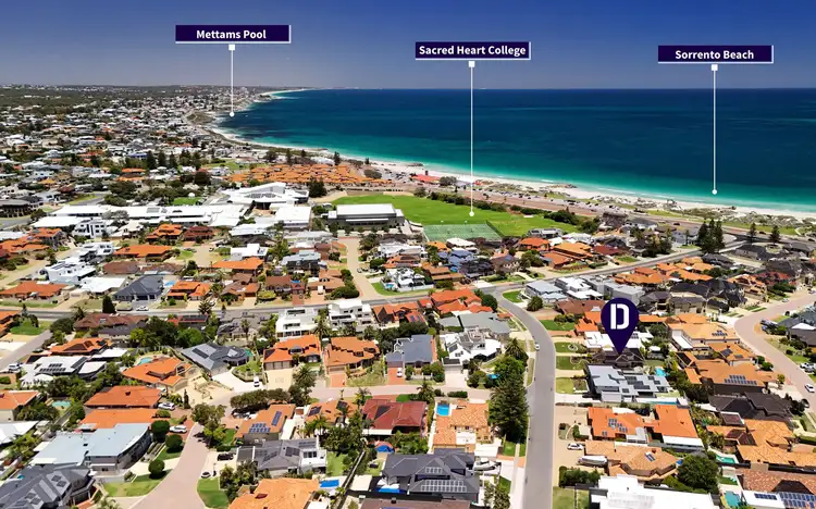 Second view of Homely house listing, 9 Lacepede Drive, Sorrento WA 6020