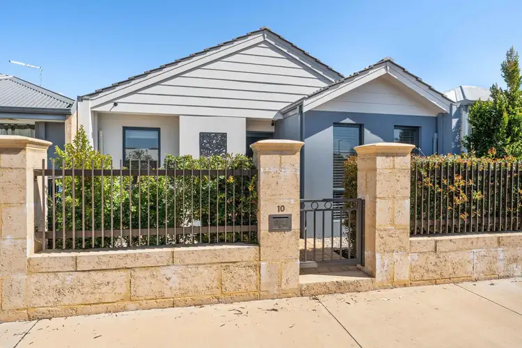 Main view of Homely house listing, 10 Avoca Chase, Baldivis WA 6171