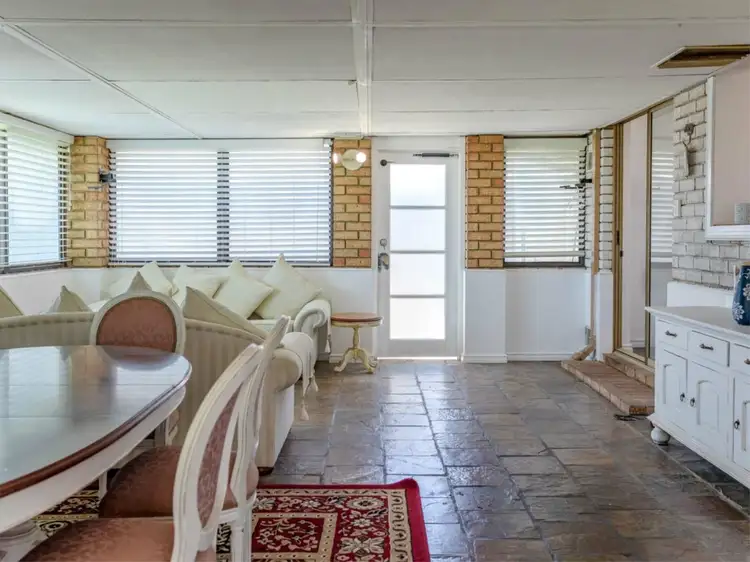 Seventh view of Homely house listing, 2 Maitland Place, Thornlie WA 6108