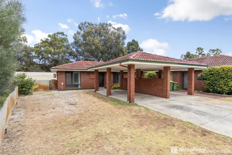 13A Eyre Close