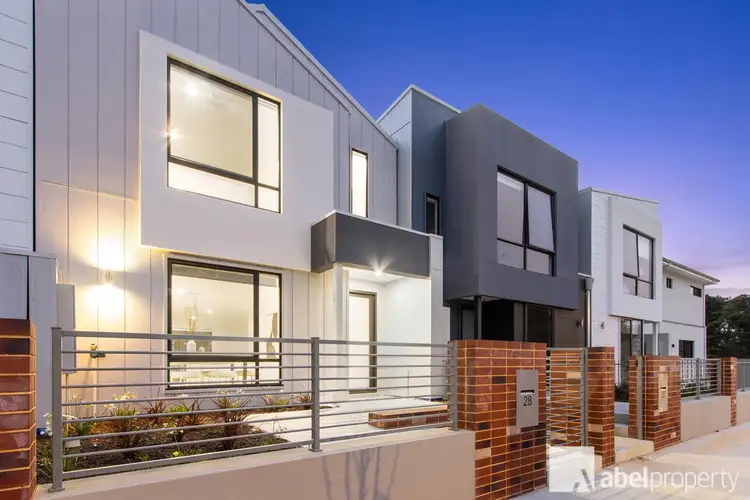 28 Horseshoe Promenade, Cockburn Central WA 6164