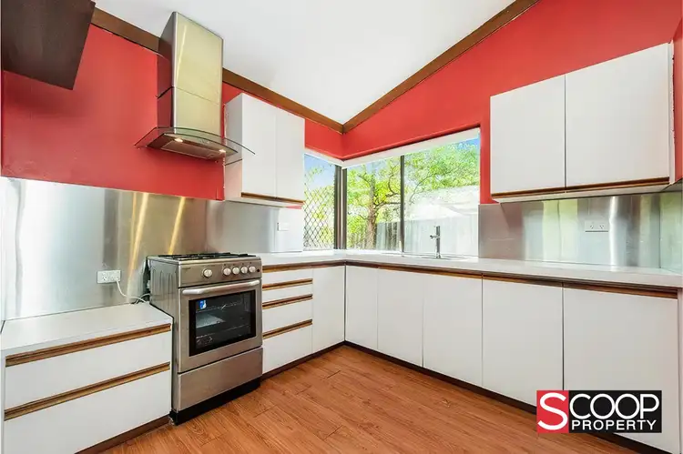 Second view of Homely house listing, 33 Tremandra Way, Parkwood WA 6147