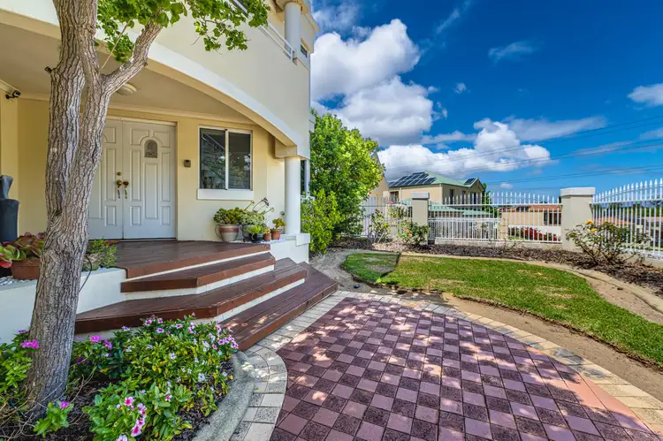 Second view of Homely house listing, 6 Scottsdale Court, North Lake WA 6163