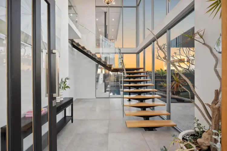 Third view of Homely house listing, 10 Lucretia Circle, North Coogee WA 6163