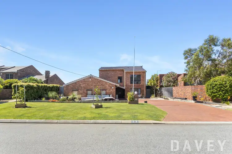 23 Cricklewood Way, Carine WA 6020