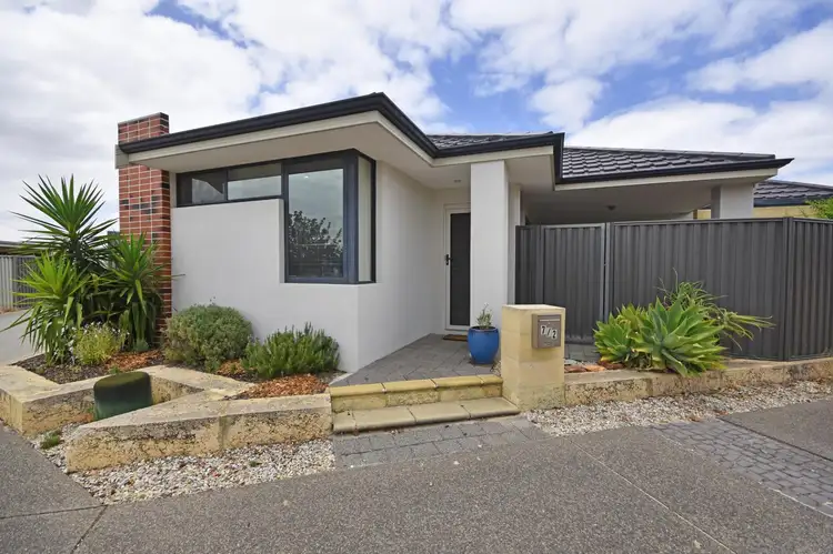 Second view of Homely house listing, 2/7 Zelena Terrace, Aveley WA 6069