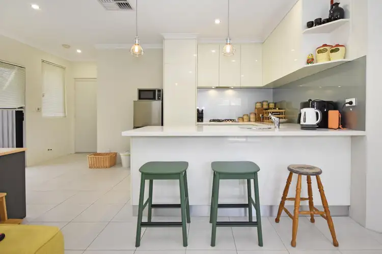 Seventh view of Homely house listing, 2/7 Zelena Terrace, Aveley WA 6069