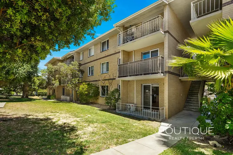 19/55 Deanmore Road, Scarborough WA 6019