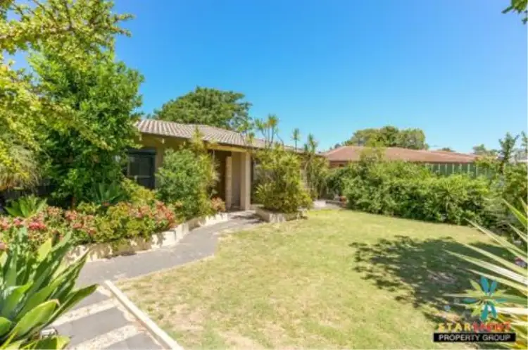 Second view of Homely house listing, 9 Elm Close, Camillo WA 6111