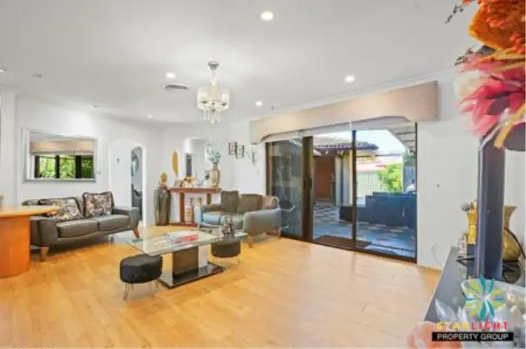 Fourth view of Homely house listing, 9 Elm Close, Camillo WA 6111