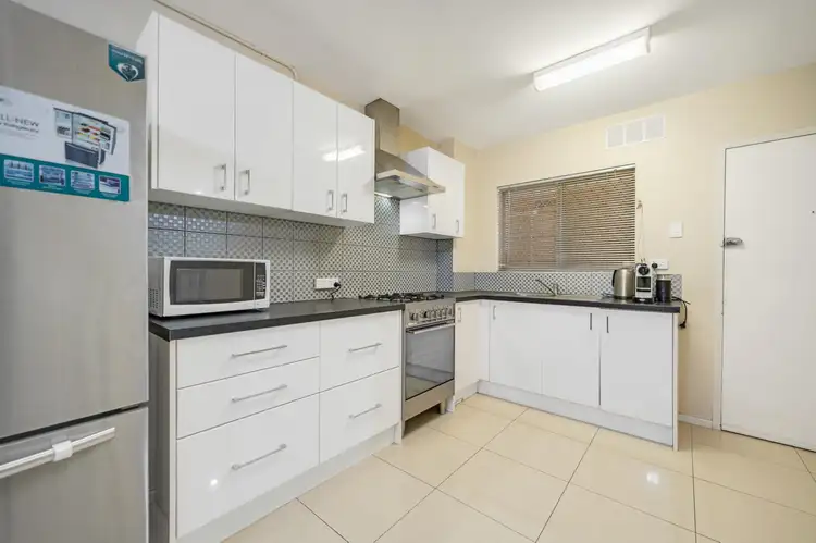 Second view of Homely unit listing, 19B/305 Harborne Street, Glendalough WA 6016