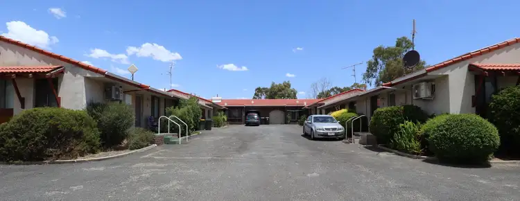 3/111 Clayton Road, Narrogin WA 6312