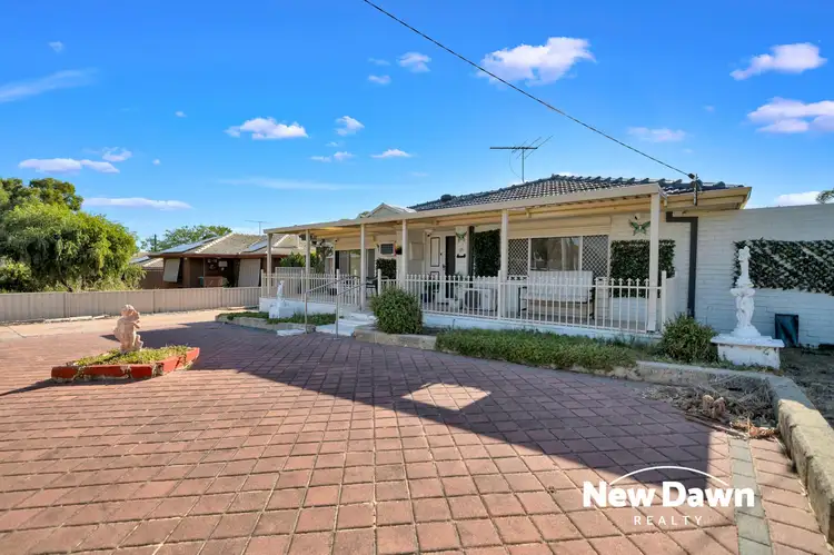 29 Mirrabooka Avenue, Girrawheen WA 6064